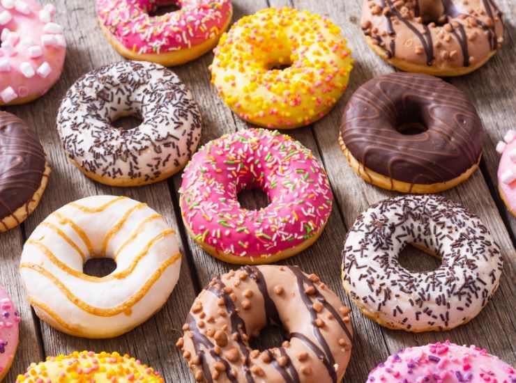 Diversi tipi di donuts