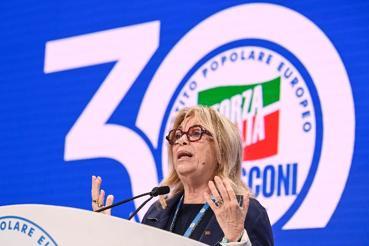 Rita Dalla Chiesa durante l'evento per i 30 anni di Forza Italia